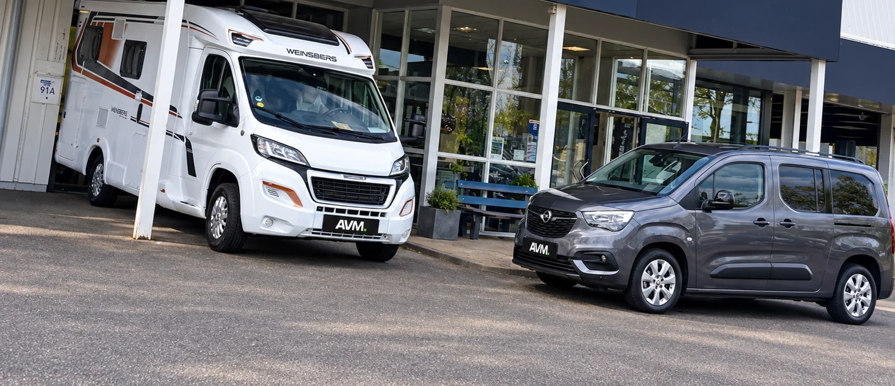 Auto en camper bij AVM Auto Verkoop Makelaar in Oss